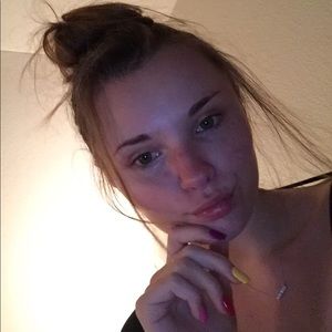 Meet your Posher, Sierra